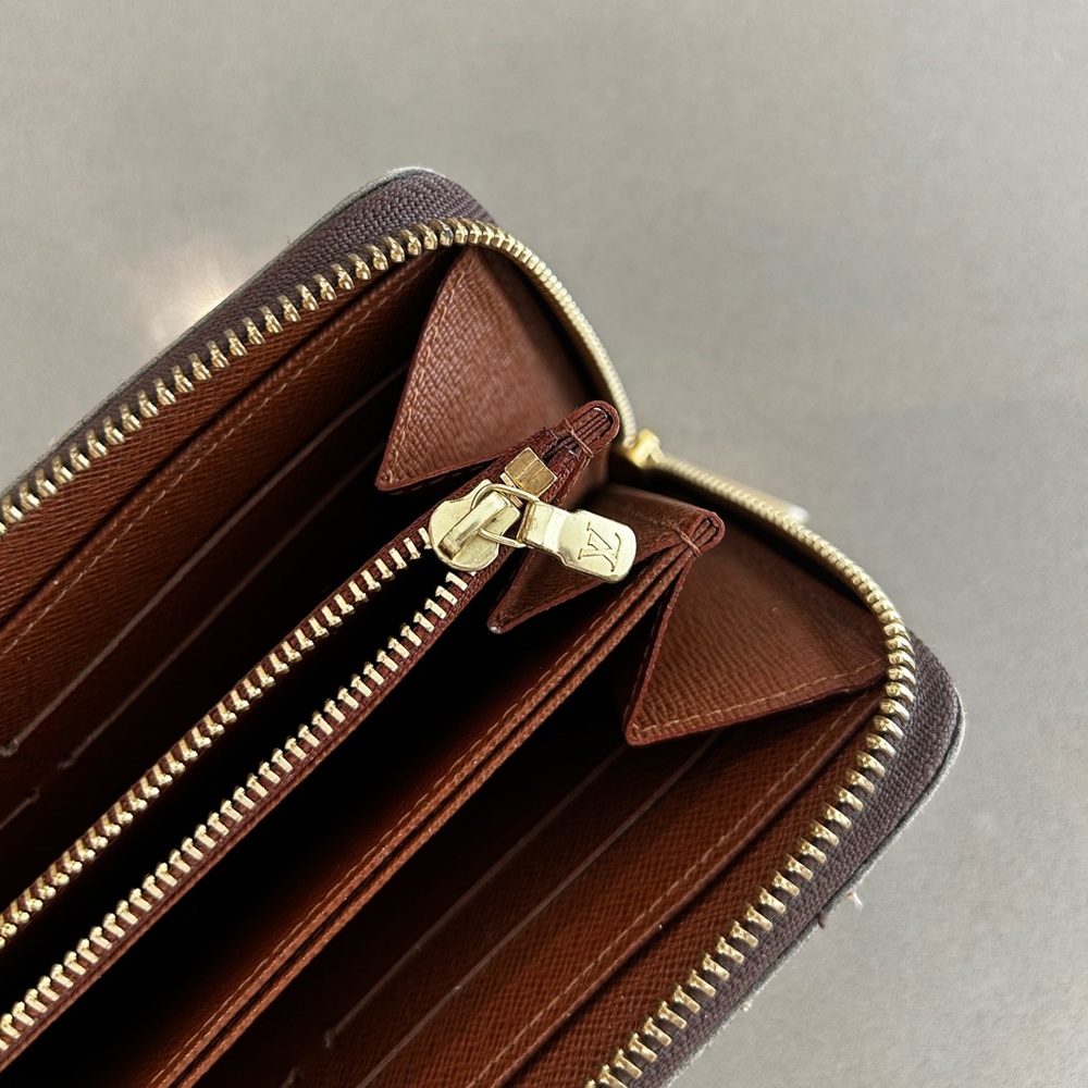 LV Zippy Wallet
